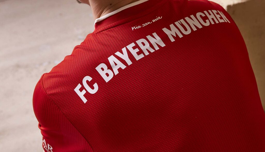 آدیداس رسما پیراهن اول تیم بایرن مونیخ را در فصل 2021 معرفی کرد